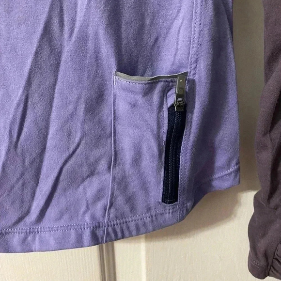 Nike Dri-Fit purple hooded running shirt - Picture 8 of 10